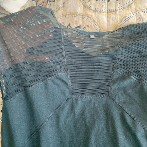 Nike shirt with mesh - Picture 5 of 7